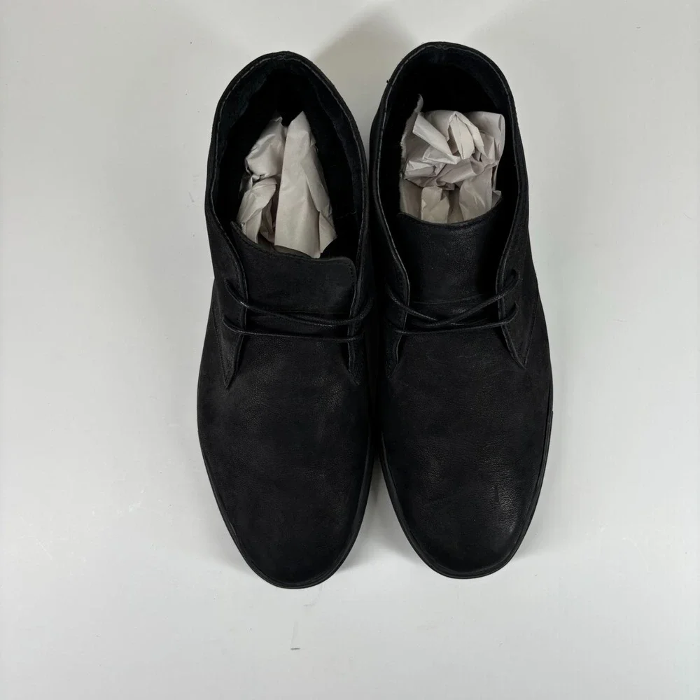 Banana Republic Men's US 9.5M Black Leather Shearling-Lined Comfort Chukka Boots